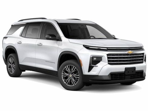 New 2025 Chevrolet Traverse LT image 30