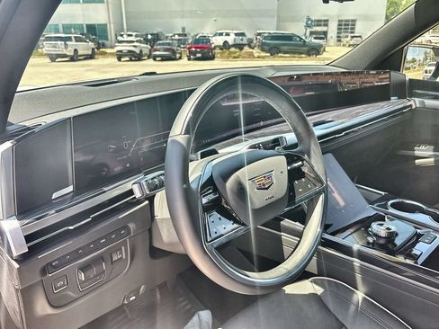 Certified 2026 Cadillac Escalade Sport w/ Touring Package AWD/4WD image 21