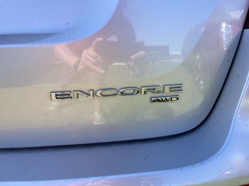 Used 2019 Buick Encore Preferred AWD/4WD image 8