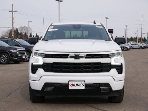 Used 2025 Chevrolet Silverado 1500 RST w/ Convenience Package II AWD/4WD image 2