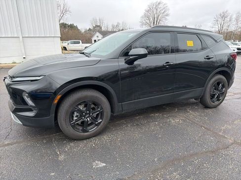 Used 2024 Chevrolet Blazer LT w/ Convenience Package image 7