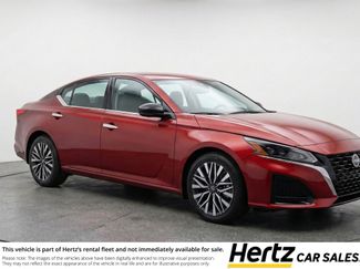 Used 2025 Nissan Altima 2.5 SV video 1