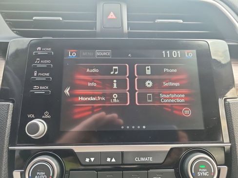 Used 2019 Honda Civic EX image 18