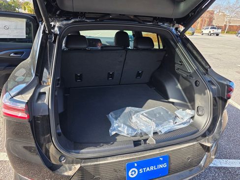 New 2025 Chevrolet Equinox EV LT image 19