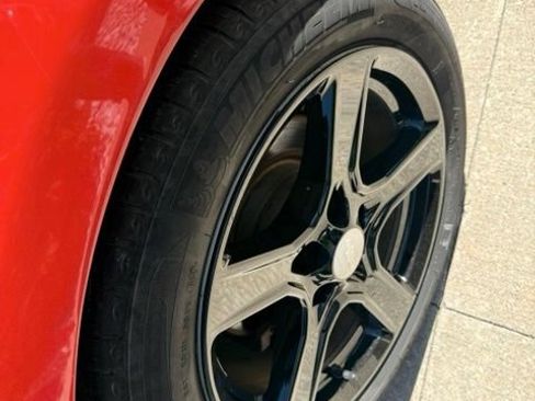 Used 2017 Chevrolet Camaro LT RWD image 10