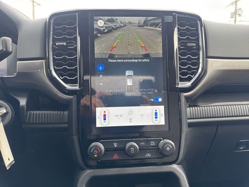 New 2025 Ford Ranger XLT w/ Trailer Tow Package image 15