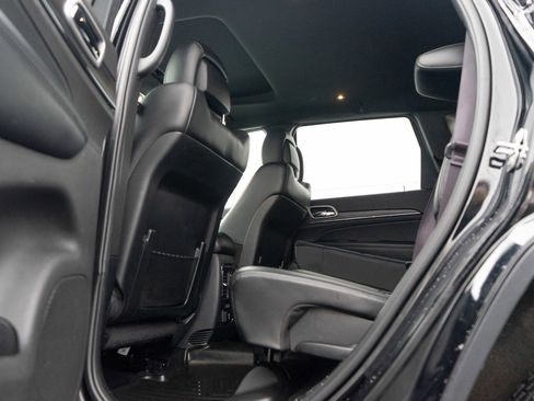 Used 2019 Jeep Grand Cherokee Limited image 27