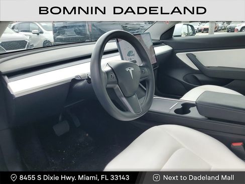 Used 2021 Tesla Model 3 Long Range image 11