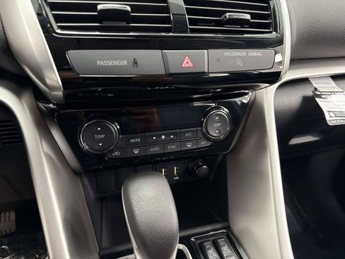 New 2026 Mitsubishi Eclipse Cross SE AWD/4WD image 24