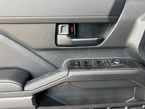 Certified 2025 Toyota Tacoma SR5 image 13