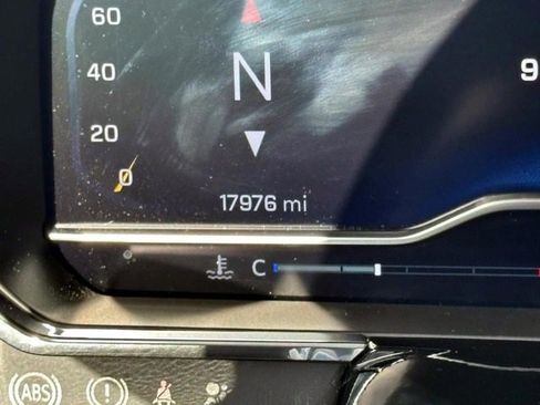 Used 2024 Chevrolet Silverado 1500 LT Trail Boss image 15