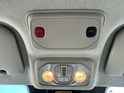 Used 2023 RAM ProMaster 2500 image 23