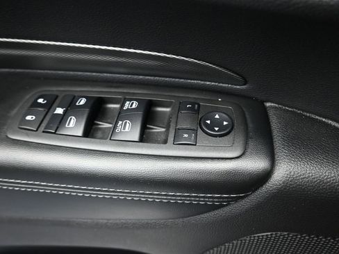 Used 2022 Dodge Durango GT image 13