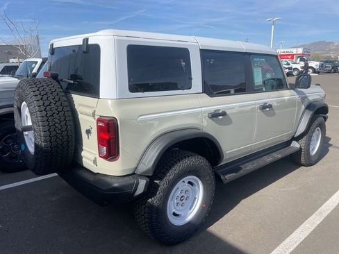 New 2026 Ford Bronco Heritage Edition image 4