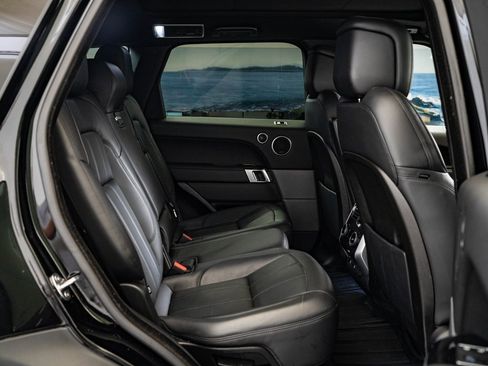 Used 2020 Land Rover Range Rover Sport HSE image 40