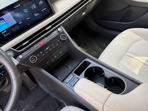 Used 2025 Hyundai Sonata SEL image 37