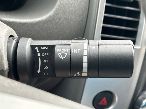 Used 2020 Nissan Frontier SV RWD image 28