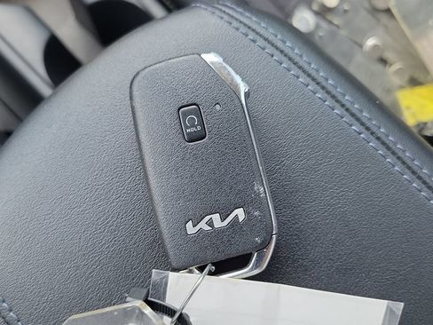 Used 2023 Kia Seltos S FWD image 22