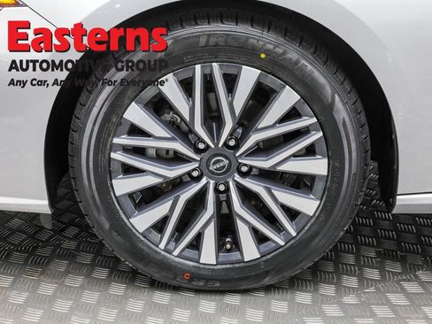 Used 2023 Nissan Altima 2.5 SV image 31