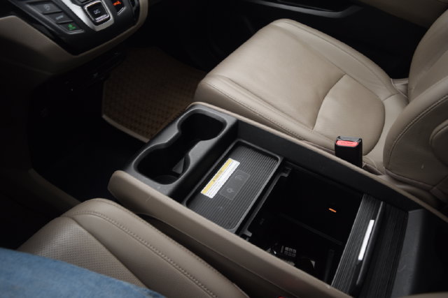 Used 2018 Honda Odyssey Elite image 13