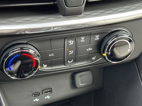 New 2026 Buick Encore GX Preferred image 22