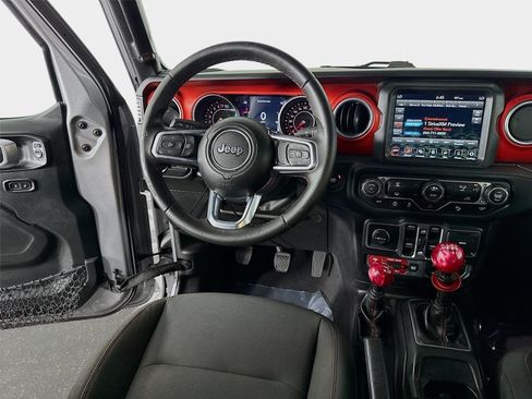 Used 2018 Jeep Wrangler Unlimited Rubicon AWD/4WD image 23