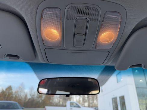 Used 2018 Kia Soul + image 26