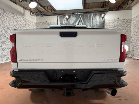 Used 2024 Chevrolet Silverado 2500 Custom w/ Custom Value Package AWD/4WD image 4