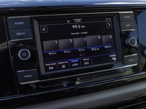 Used 2023 Volkswagen Taos S image 17