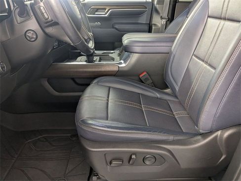 Certified 2023 Chevrolet Silverado 1500 High Country w/ High Country Premium Package image 15