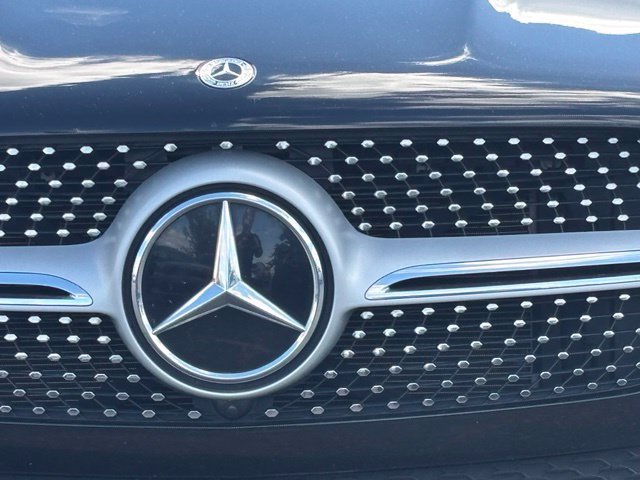 Used 2022 Mercedes-Benz GLE 350 4MATIC image 3