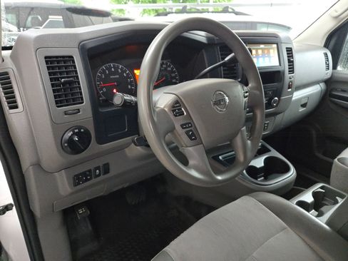 Used 2021 Nissan NV 2500 SV RWD image 9