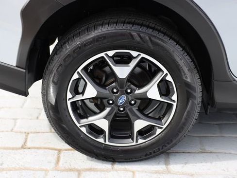 Used 2019 Subaru Crosstrek 2.0i Premium w/ Eyesight System image 41