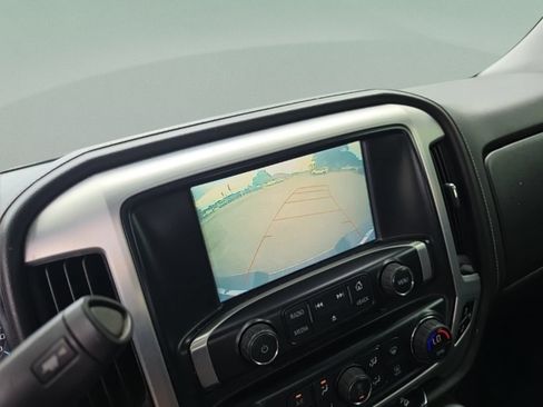 Used 2018 GMC Sierra 1500 SLT AWD/4WD image 18