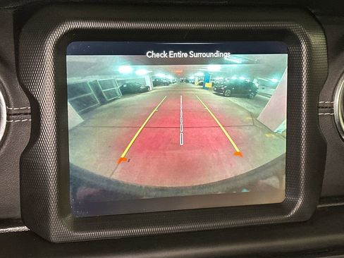 Used 2022 Jeep Wrangler Unlimited Sahara w/ Cold Weather Group image 29