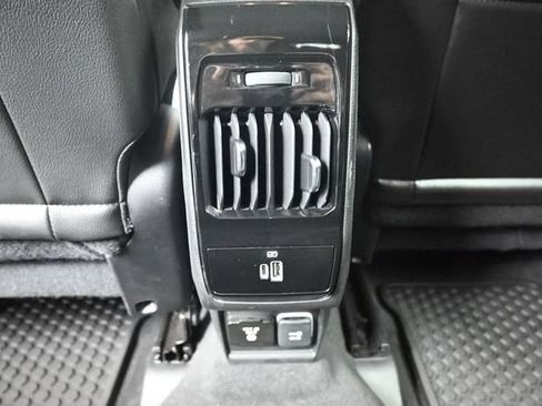 Used 2022 Jeep Compass Trailhawk w/ Trailhawk Convenience Group AWD/4WD image 25