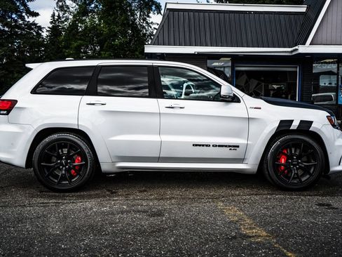 Used 2019 Jeep Grand Cherokee SRT AWD/4WD image 21