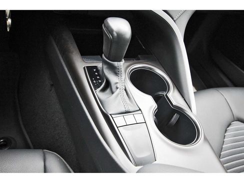 Used 2023 Toyota Camry SE FWD image 25