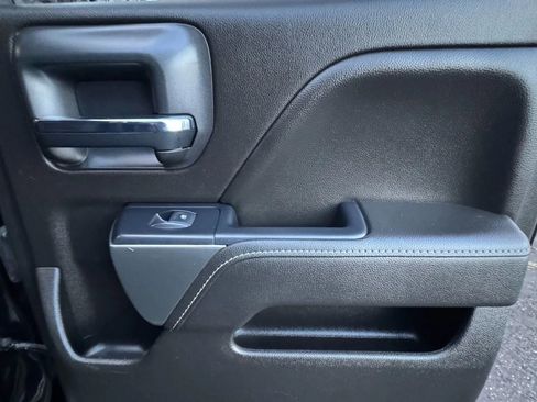 Used 2018 Chevrolet Silverado 1500 LT w/ All Star Edition image 22