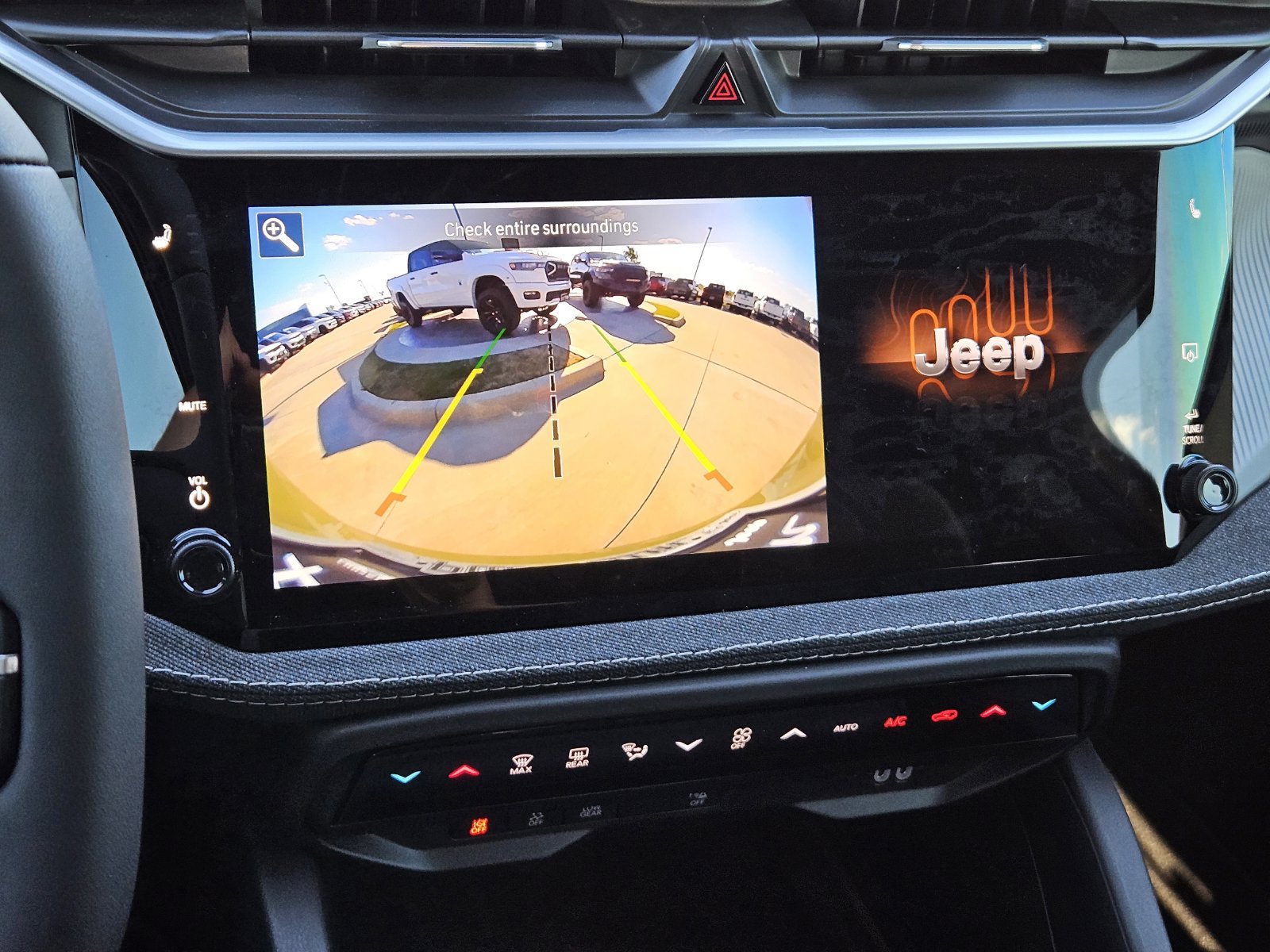 New 2026 Jeep Cherokee Laredo AWD/4WD image 19