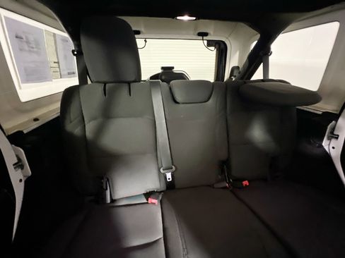 Used 2019 Jeep Wrangler Unlimited Sport S image 33
