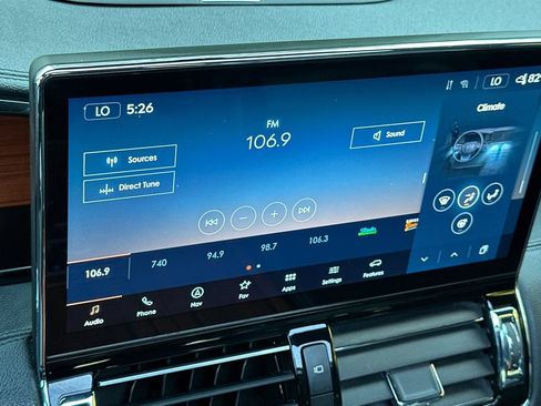 Used 2024 Lincoln Navigator Premiere AWD/4WD image 26