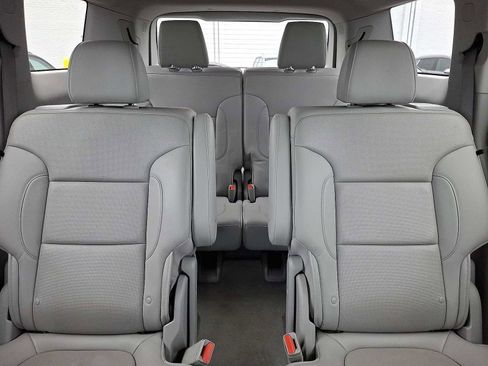 Used 2023 GMC Acadia SLT image 14