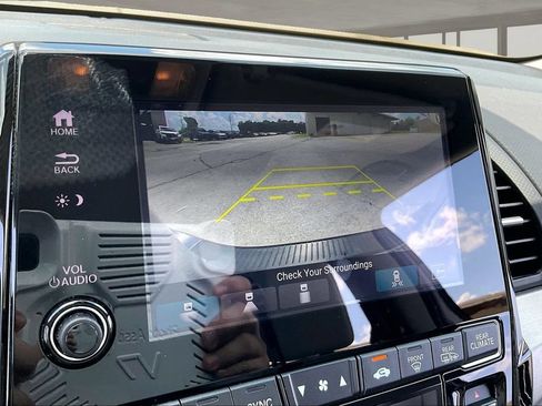 Certified 2024 Honda Odyssey Touring image 14