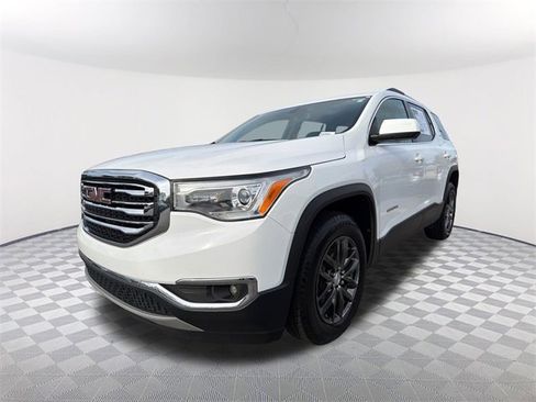 Used 2017 GMC Acadia SLT image 1