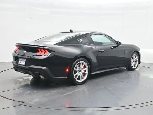 Used 2024 Ford Mustang GT Premium RWD image 5