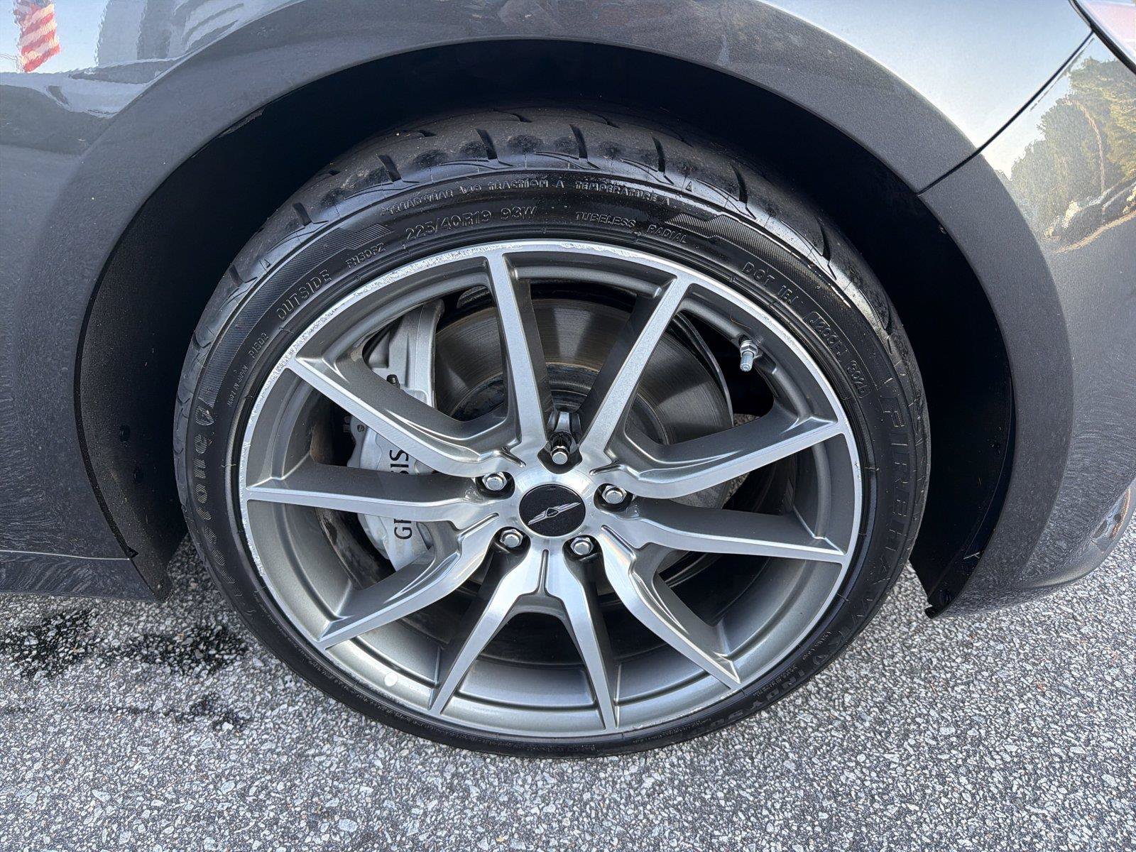 Used 2025 Genesis G70 2.5T RWD image 11