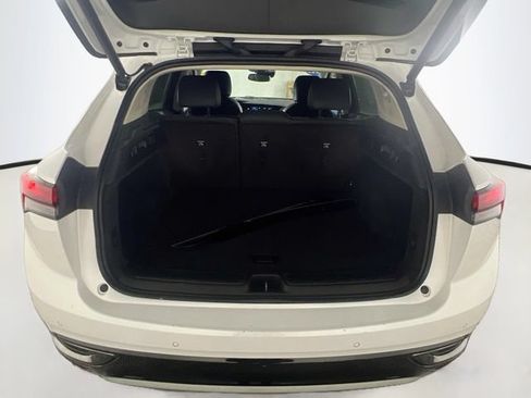 Used 2023 Buick Envision Essence w/ Sport Touring Package FWD image 29