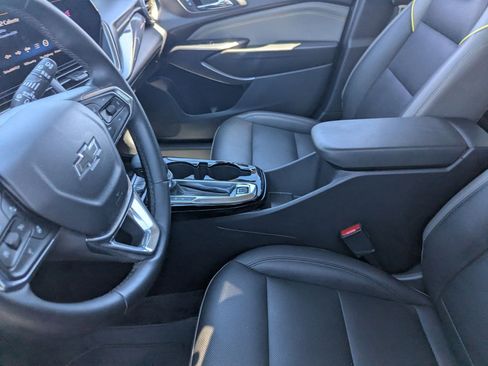 Used 2024 Chevrolet Trax ACTIV w/ Sunroof Package image 19