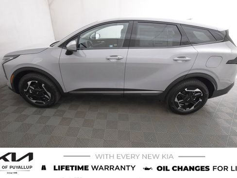 New 2026 Kia Sportage S image 8